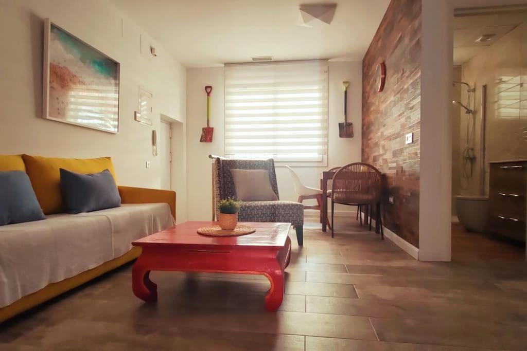 Jos'S House. Thai Loft 50Mt To La Carihuela Beach Торремолинос Экстерьер фото