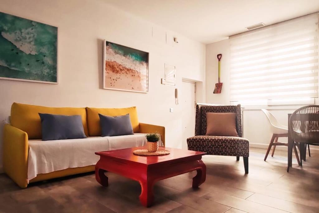 Jos'S House. Thai Loft 50Mt To La Carihuela Beach Торремолинос Экстерьер фото